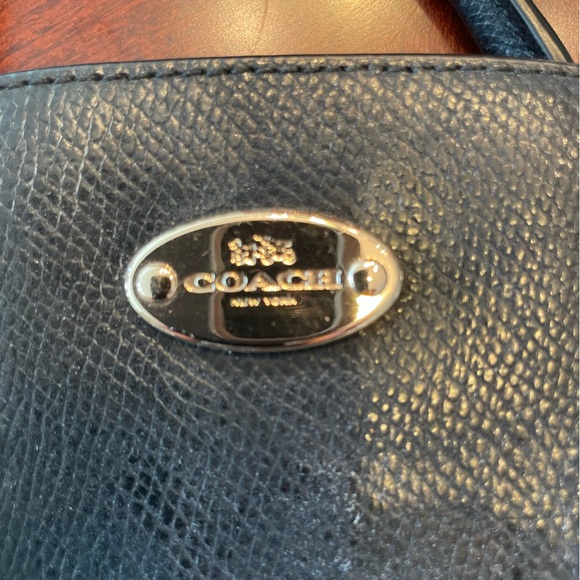 Vintage Coach Black Leather Handbag - Picture 2 of 10
